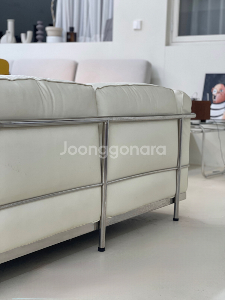 디자인 쇼파 판매합니다--4