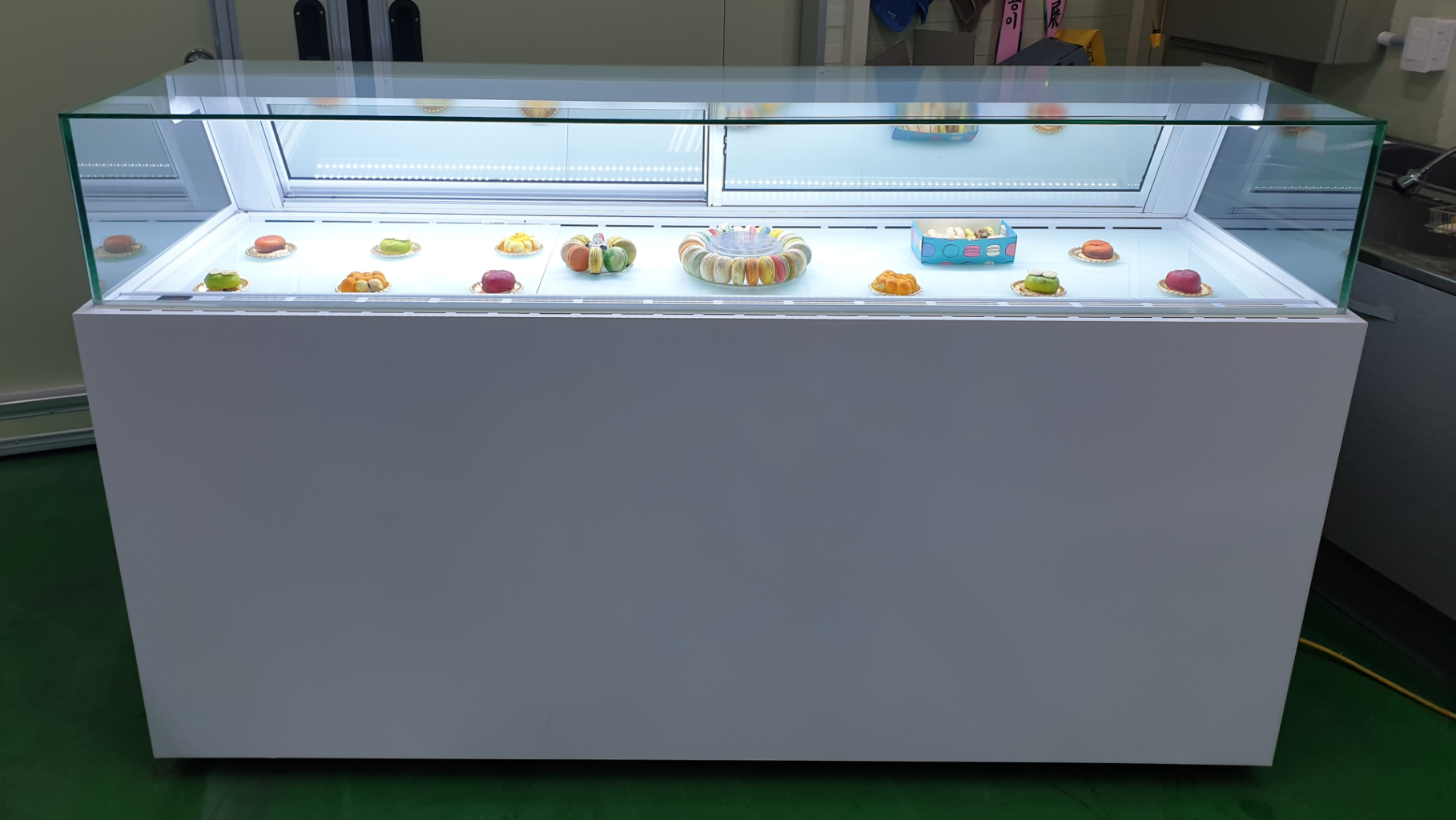 마카롱 디저트 샌드위치 냉장 쇼케이스 2000