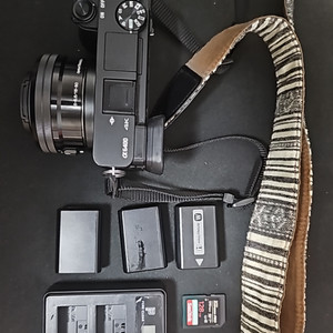 SONY A6400 미러리스 카메라 (거래완료)