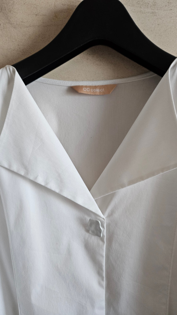 (정품) 씨씨콜렉트 (21ss) 블라웃--1