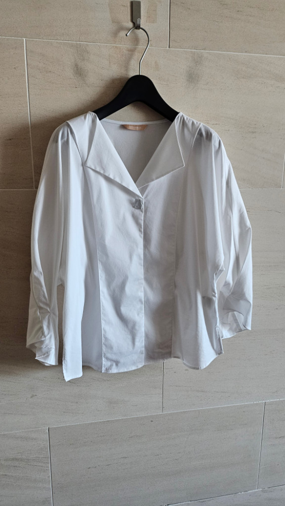 (정품) 씨씨콜렉트 (21ss) 블라웃--2