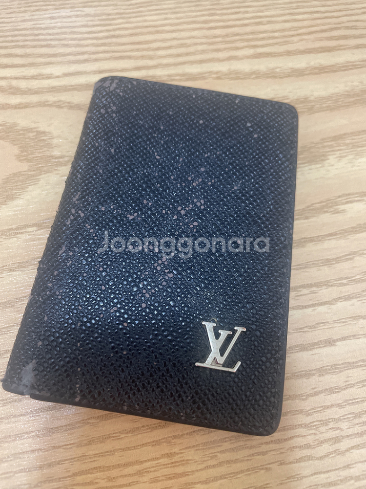 루이비통 포켓 오거나이저 타이가--1