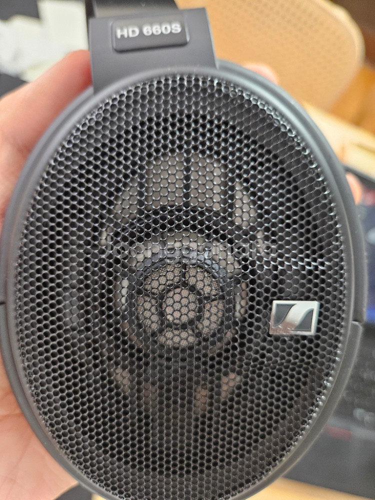 젠하이저 hd660s + 데코니패드 엘리트쉽스킨--2
