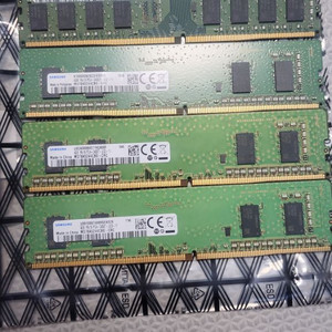 삼성 램 RAM 메모리 DDR4 PC4 4G 1개