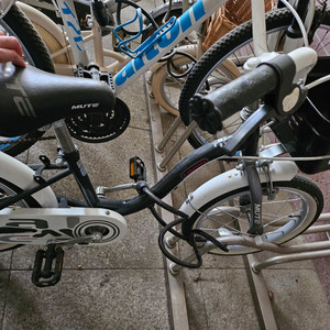 16인치 알톤자전거(보조바퀴x)