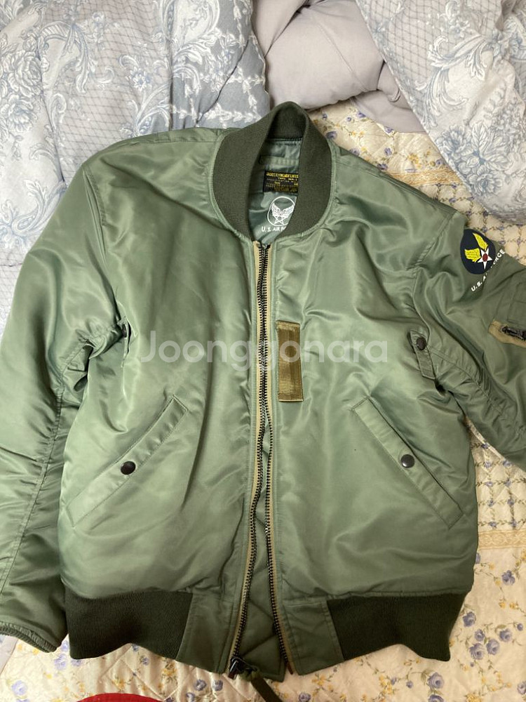 브론슨 ma-1 m 사이즈팝니다.(s랑 교환가능)--0