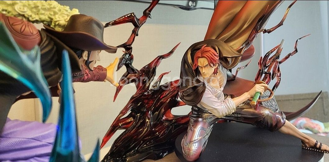 원피스 피규어 레진, IU 스튜디오 샹크스 판매합니다--2