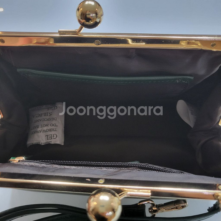 미쏘 똑딱이 가방 3종 모두 1만5천원 택포--1