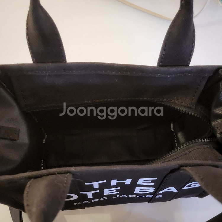 마크제이콥스 토트백 미니 블랙--2