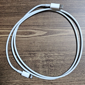 애플 정품 USB-C 라이트닝 케이블