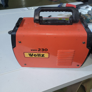 웰즈 WWM-230 인버터용접기 판매합니다.