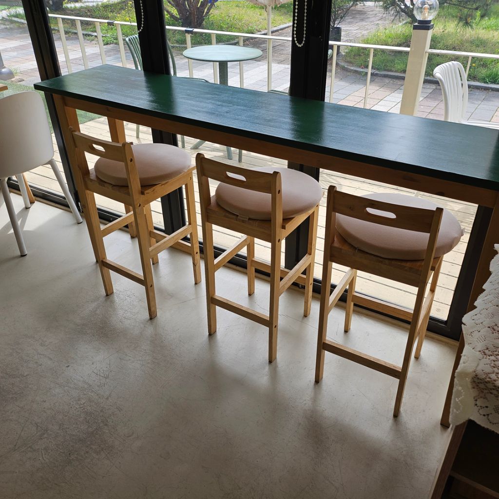 원목 바테이블 + 원목 의자 3개 (사이즈확인필)