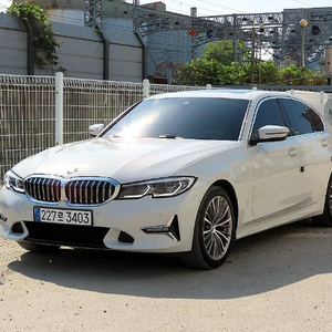 BMW 3시리즈(7세대) 320d 럭셔리