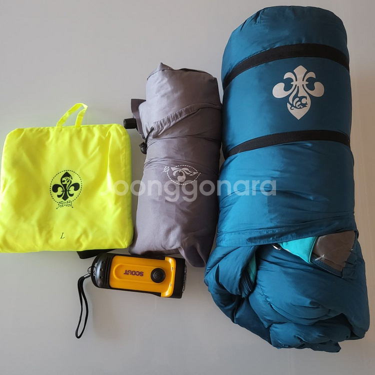 스카우트 침낭 베개 우비 손전등--4
