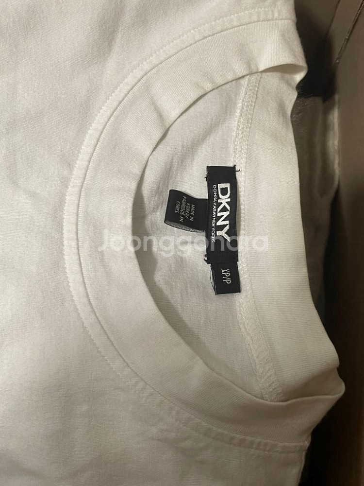 DKNY 정품 반팔 티셔츠--1