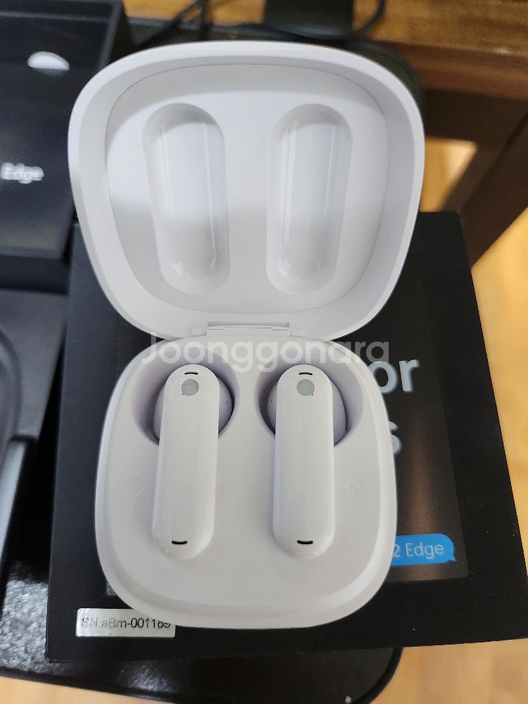 WT2 Edge AI번역기 이어폰형--1