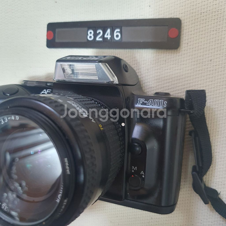 니콘 F 401s AF 필름카메라 35-70미리 줌렌즈--1