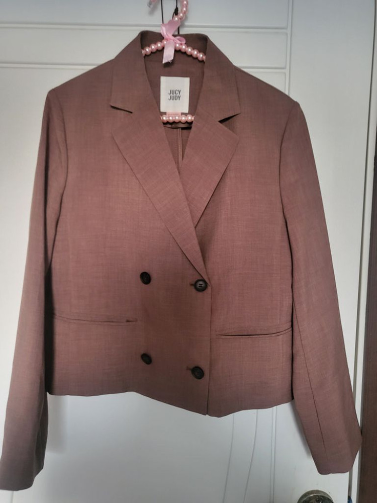 (새상품) 쥬시쥬디 테일러드 더블 숏 자켓--1