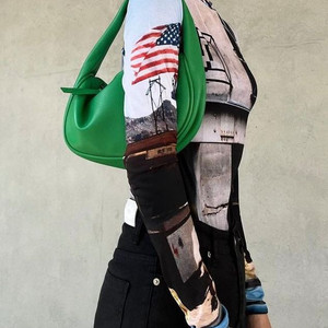 루앱 오호스 보헤미안서울 롱슬리브 그래픽 긴팔 티셔츠