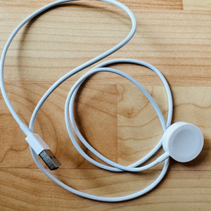 애플워치5 번들 이어폰 팝니다.