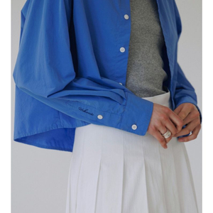 얼바닉30 블루 뎁스 크롭 셔츠