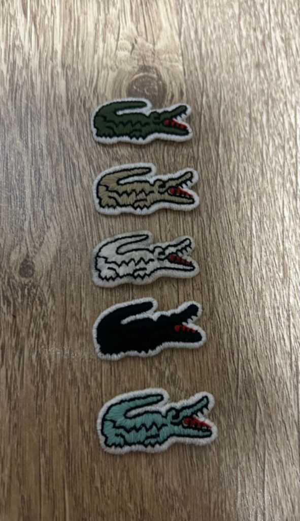 라코스테 악어모양 와펜 이미지