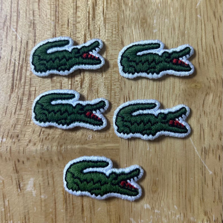 라코스테 악어모양 와펜 이미지