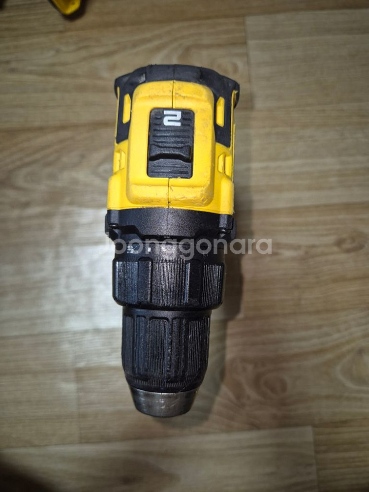 디월트 충전드릴 DCD708배터리포함--4