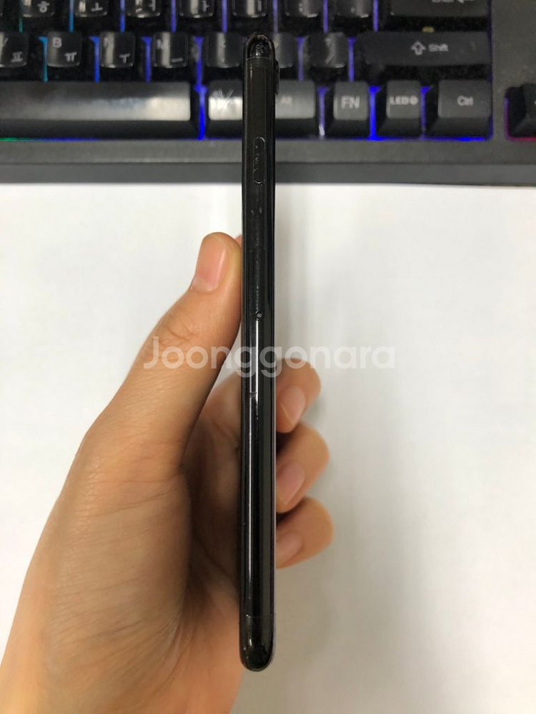 아이폰7 제트블랙 128GB 인스타감성카메라용--6