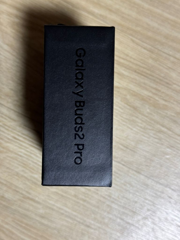 버즈2 프로 미개봉 (화이트) 판매해요--2