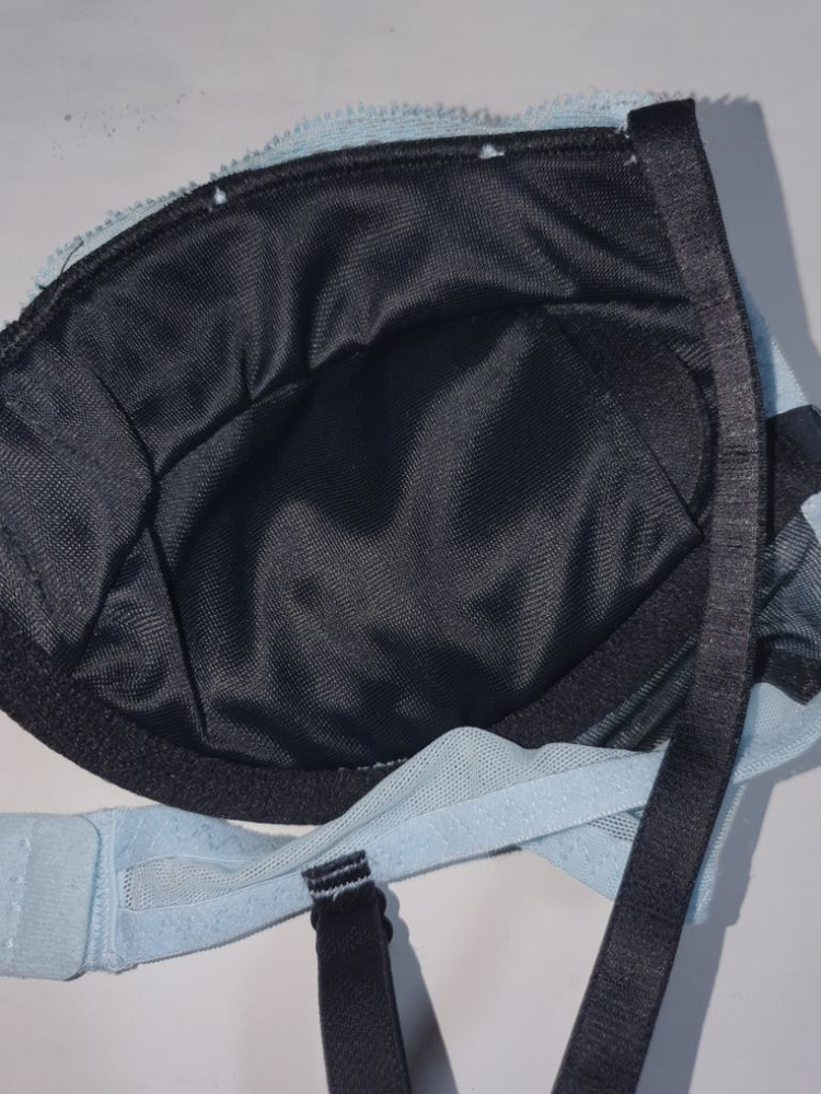 라 센자 브라 32B--6