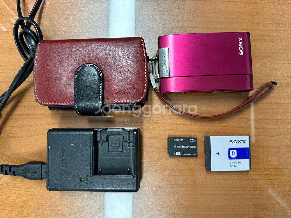 디지털카메라 SONY DSC-T200--1