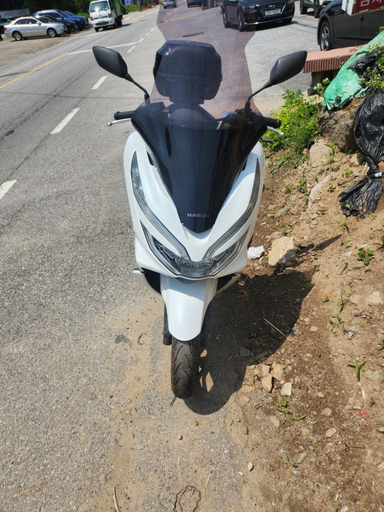 pcx125 20년식팝니다.