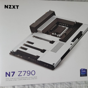 NZXT N7 Z790 화이트 보드팝니다.