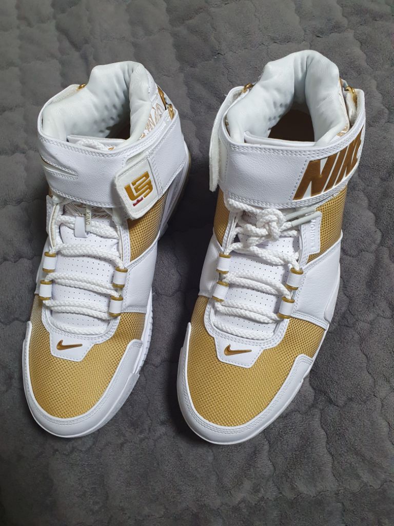 나이키 르브론 농구화 팝니다.