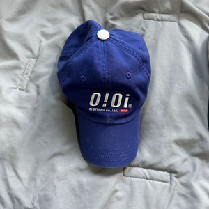 OiOi 오아이오아이 파랑 모자 볼캡