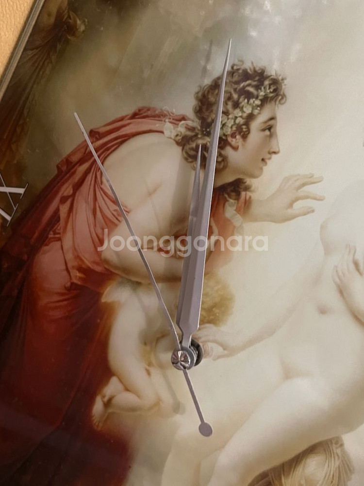 피그말리온 유리 시계--1