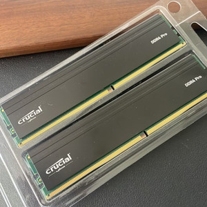 크루셜 ddr4 32gb 판매합니다