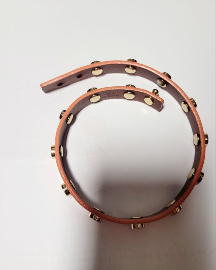 토리버치 가죽팔찌 이미지