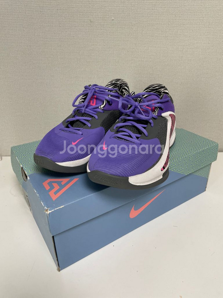 줌프릭4 280 농구화--1