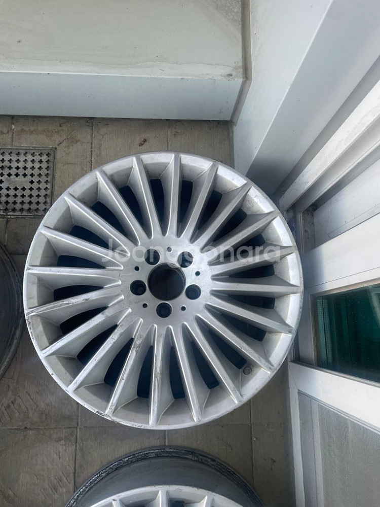 벤츠 s클래스 (cls) 19인치 휠1대분 판매--2