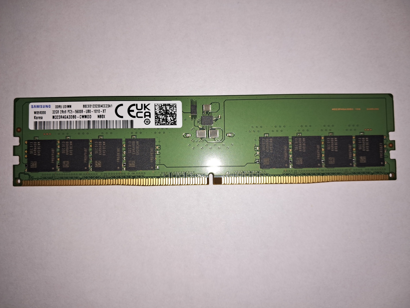 삼성 PC5-44800 DDR5 5600 32GB 램