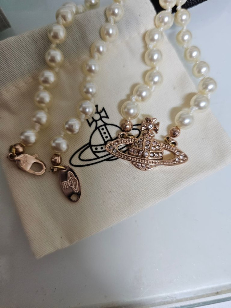 비비안웨스트우드 진주초커목걸이--1