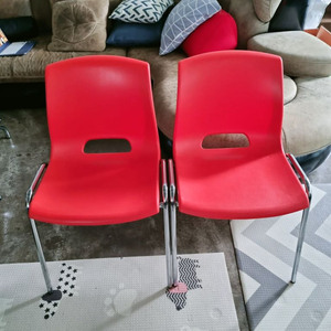 빨간 의자 개당 (5천원)