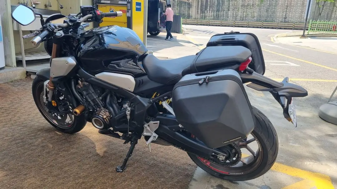 혼다 CB650R 팝니다 - 안심되는 중고거래