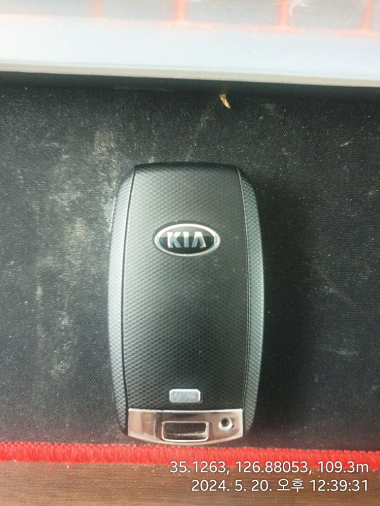 15년식 카니발 6버튼 스마트키--1