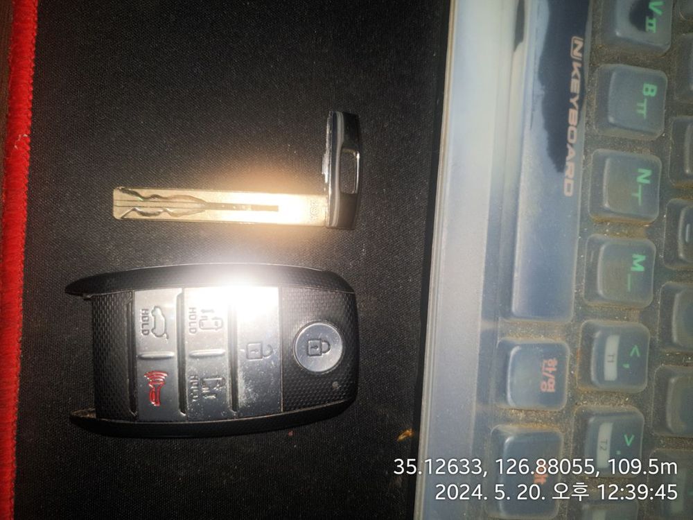 15년식 카니발 6버튼 스마트키--2