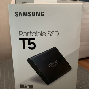 삼성 T5 외장하드 SSD 1TB 블랙