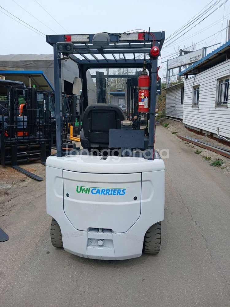 전동지게차 유니케리어2.5톤--2