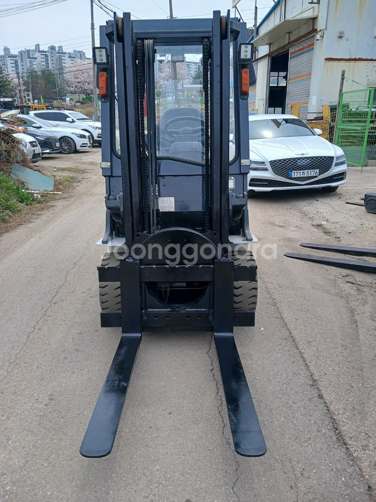 전동지게차 유니케리어2.5톤--3